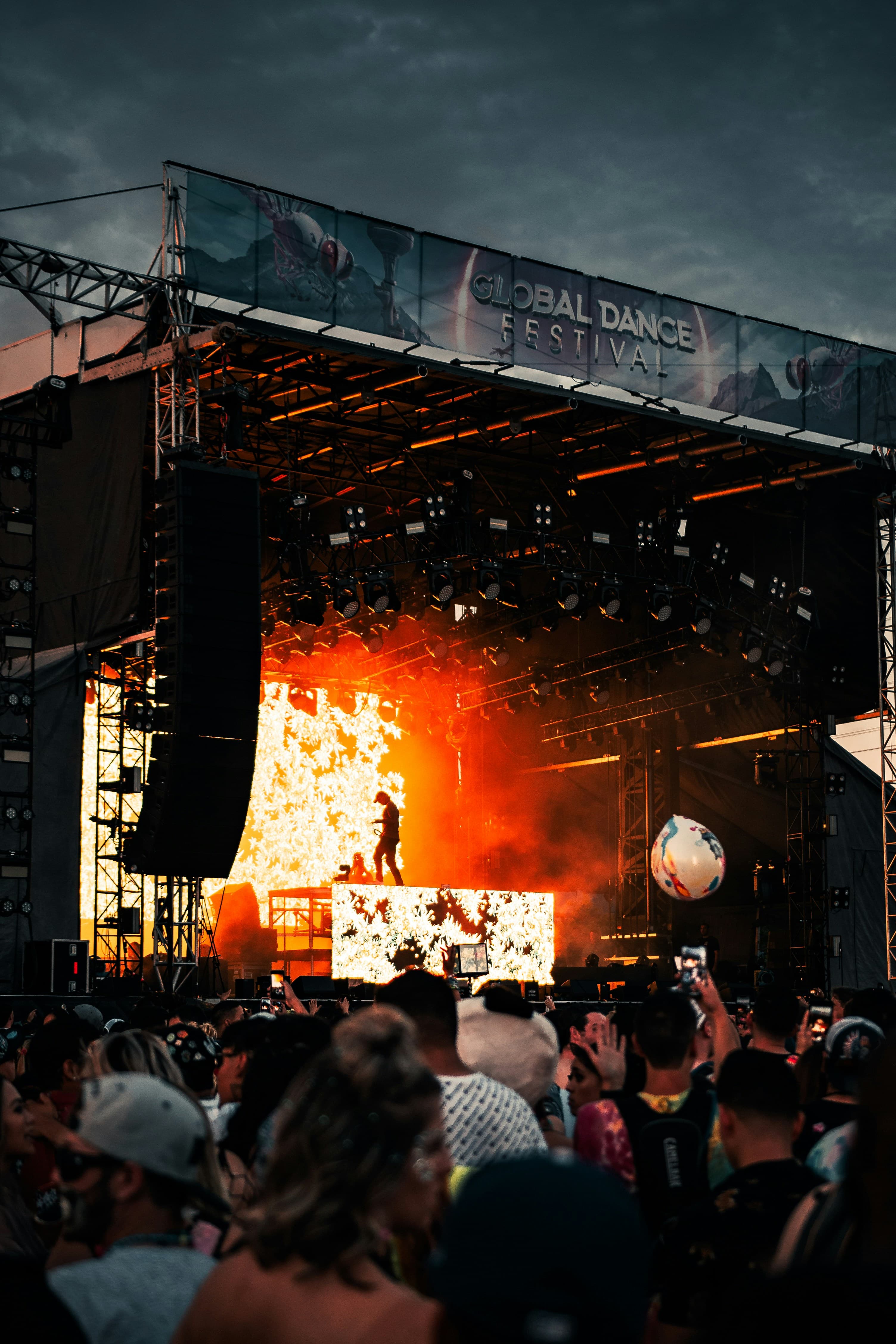 Entertainment event